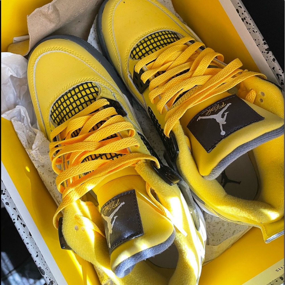 Authentic Air Jordan Lightening 4.